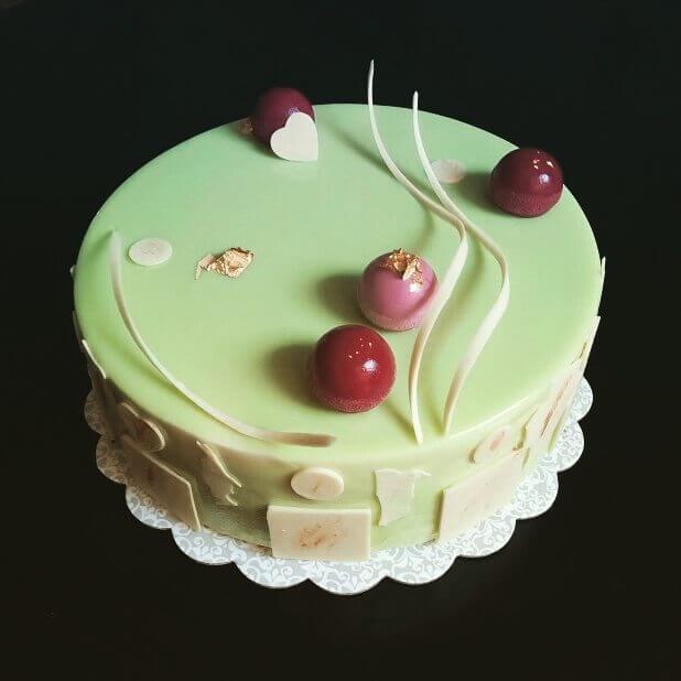 Mousse cake